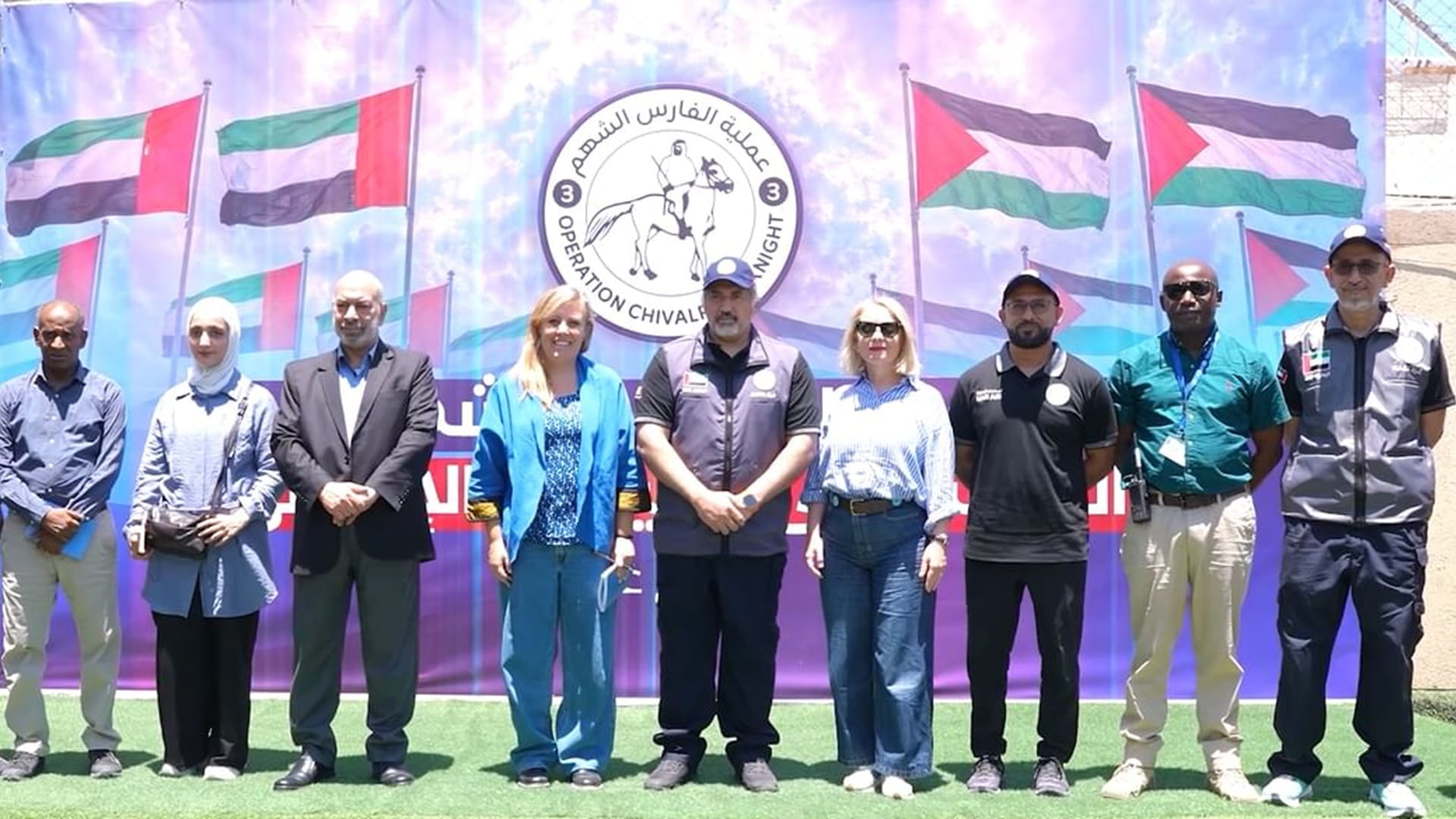 مستشفى الإمارات الميداني بغزة يطلع وفداً أممياً على خدماته الطبية 