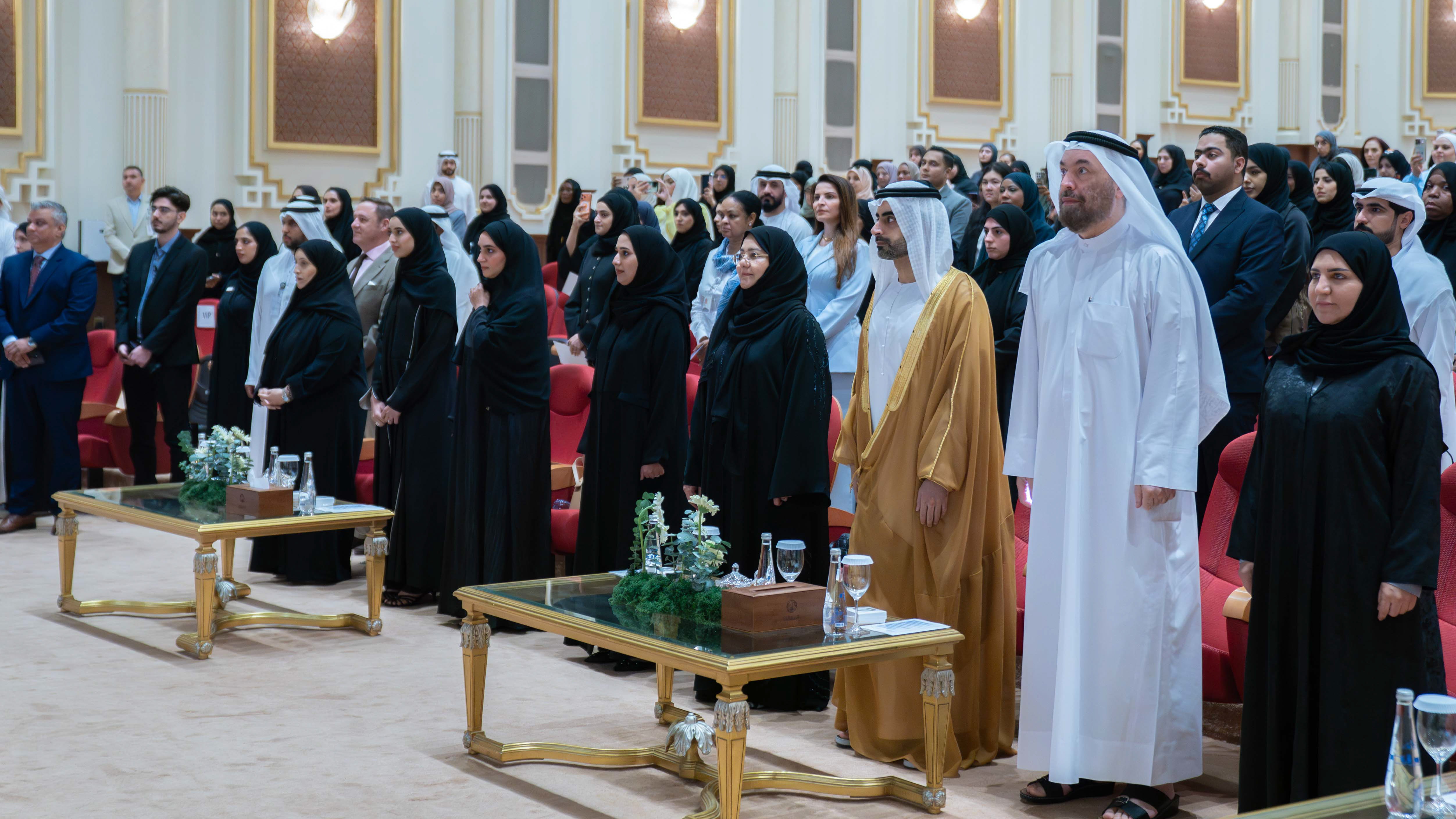 سالم بن عبد الرحمن يشهد تخريج طلبة مركز مسارات للتطوير والتدريب