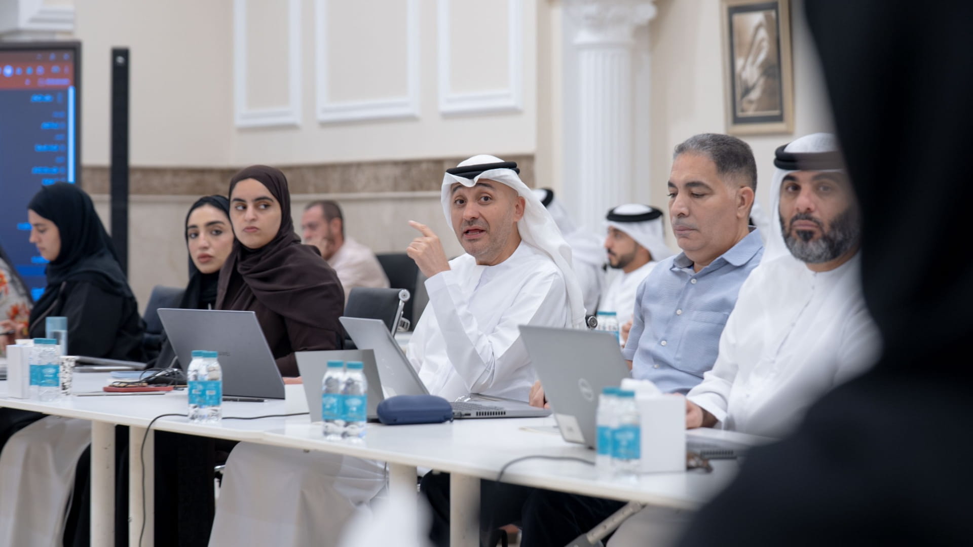 صورة بعنوان: <span class="scChromeData">{"commands":[{"click":"chrome:common:edititem({command:\"webedit:open\"})","header":"Edit the related item","icon":"/temp/iconcache/office/16x16/cubes.png","disabledIcon":"/temp/cubes_disabled16x16.png","isDivider":false,"tooltip":"Edit the related item in the Content Editor.","type":"common"},{"click":"chrome:rendering:personalize({command:\"webedit:personalize\"})","header":"Personalize","icon":"/temp/iconcache/office/16x16/users_family.png","disabledIcon":"/temp/users_family_disabled16x16.png","isDivider":false,"tooltip":"Create or edit personalization for this component.","type":"sticky"},{"click":"chrome:rendering:editvariations({command:\"webedit:editvariations\"})","header":"Edit variations","icon":"/temp/iconcache/office/16x16/windows.png","disabledIcon":"/temp/windows_disabled16x16.png","isDivider":false,"tooltip":"Edit the variations.","type":"sticky"}],"contextItemUri":"sitecore://master/{613B75A7-B6F5-4FA0-A0F4-77F1BA09A38A}?lang=ar&ver=1","custom":{},"displayName":"Title","expandedDisplayName":"This is require field and Maximum 90 character is allow"}</span><span sc_parameters="prevent-line-break=true" class="scWebEditInput scEnabledChrome" id="fld_613B75A7B6F54FA0A0F477F1BA09A38A_E873DAB3C3324E8EB106973D9F53F5B7_ar_1_c2247fa0972a44c8ae12fc02dc75e1ed_3860_edit" contenteditable="true" scdefaulttext="[No text in field]" scfieldtype="single-line text" sc-part-of="field">المكتب الإعلامي لحكومة الشارقة يستعرض منصة إدارة المحتوى الإعلامي</span>_41AF0A306E8C4832B66023BC1129F0BC