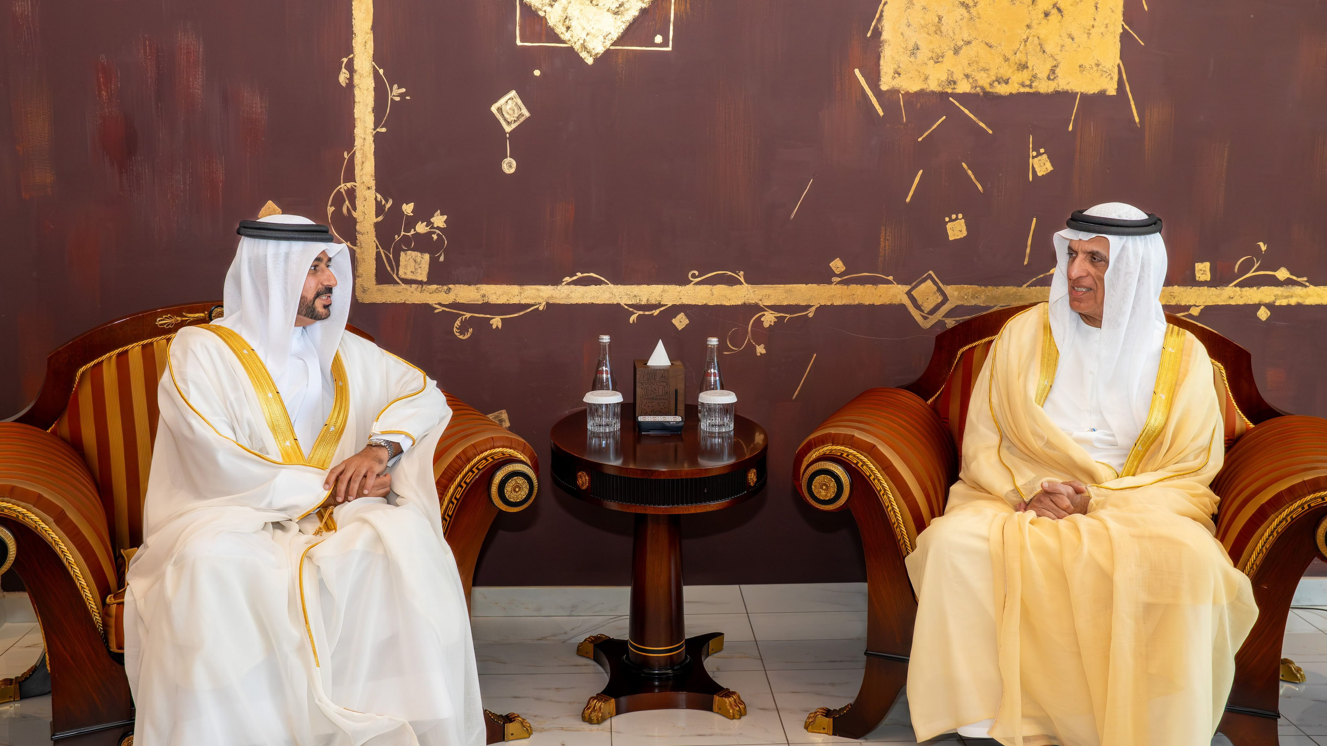 Saud bin Saqr discusses fraternal ties with Bahraini consul