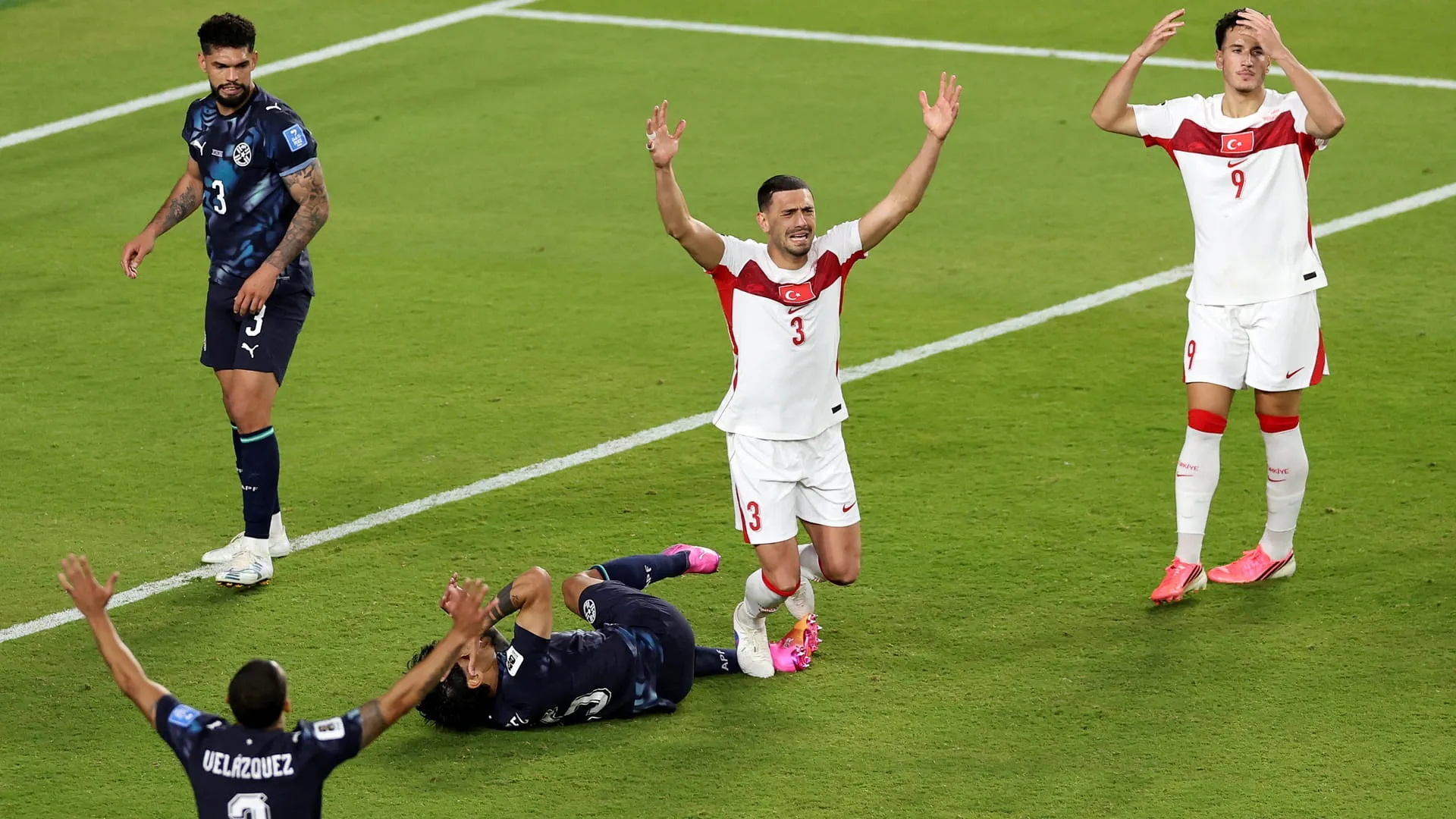 By a goal to nil, Paraguay eliminate Turkey from World Cup finals