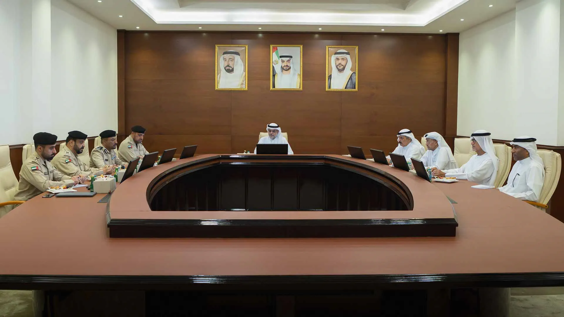Sharjah Crown Prince chairs Police Sciences Academy board meeting 