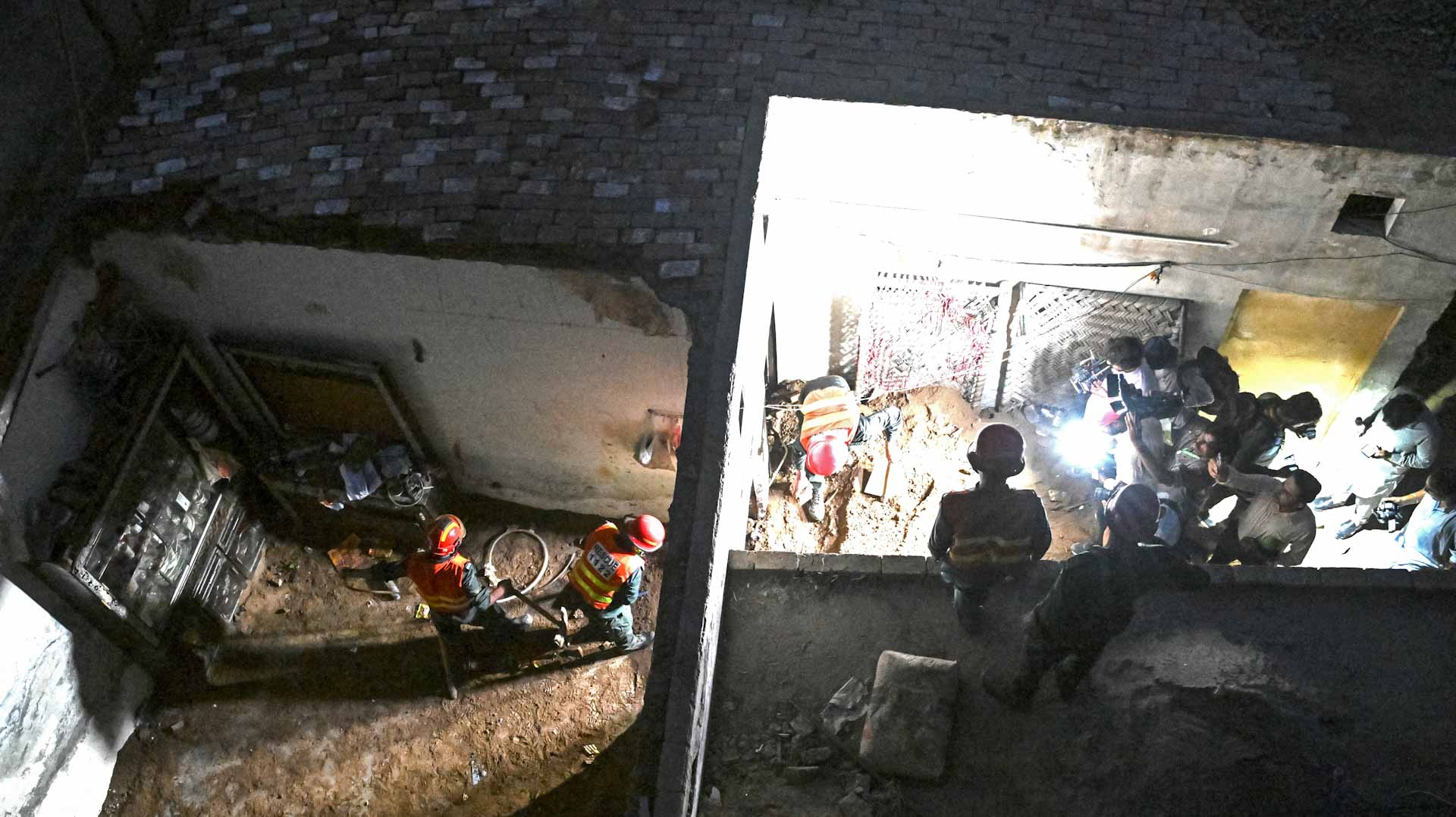 Pakistan tutoring centre roof collapses, killing 14 children 