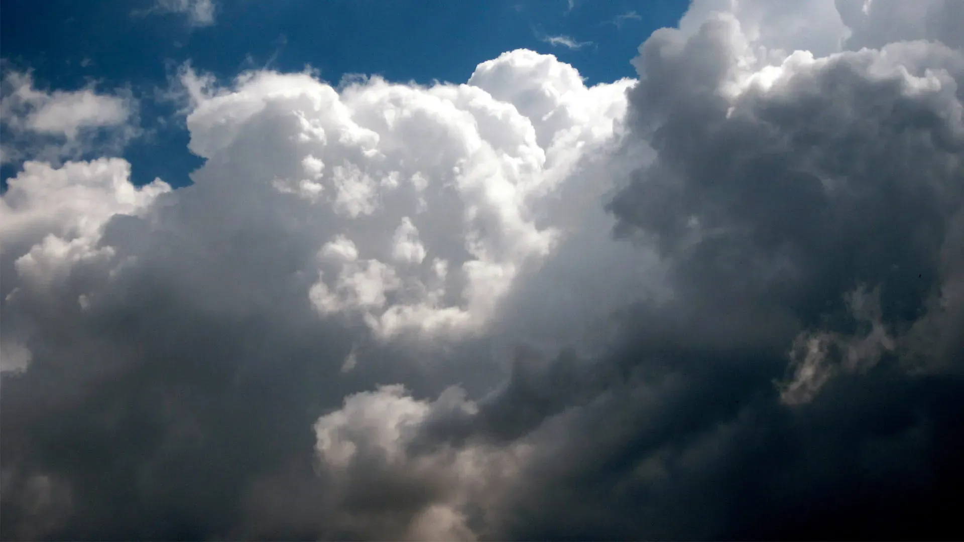 NCM Partly cloudy weather with chance of rain, temperature drop 