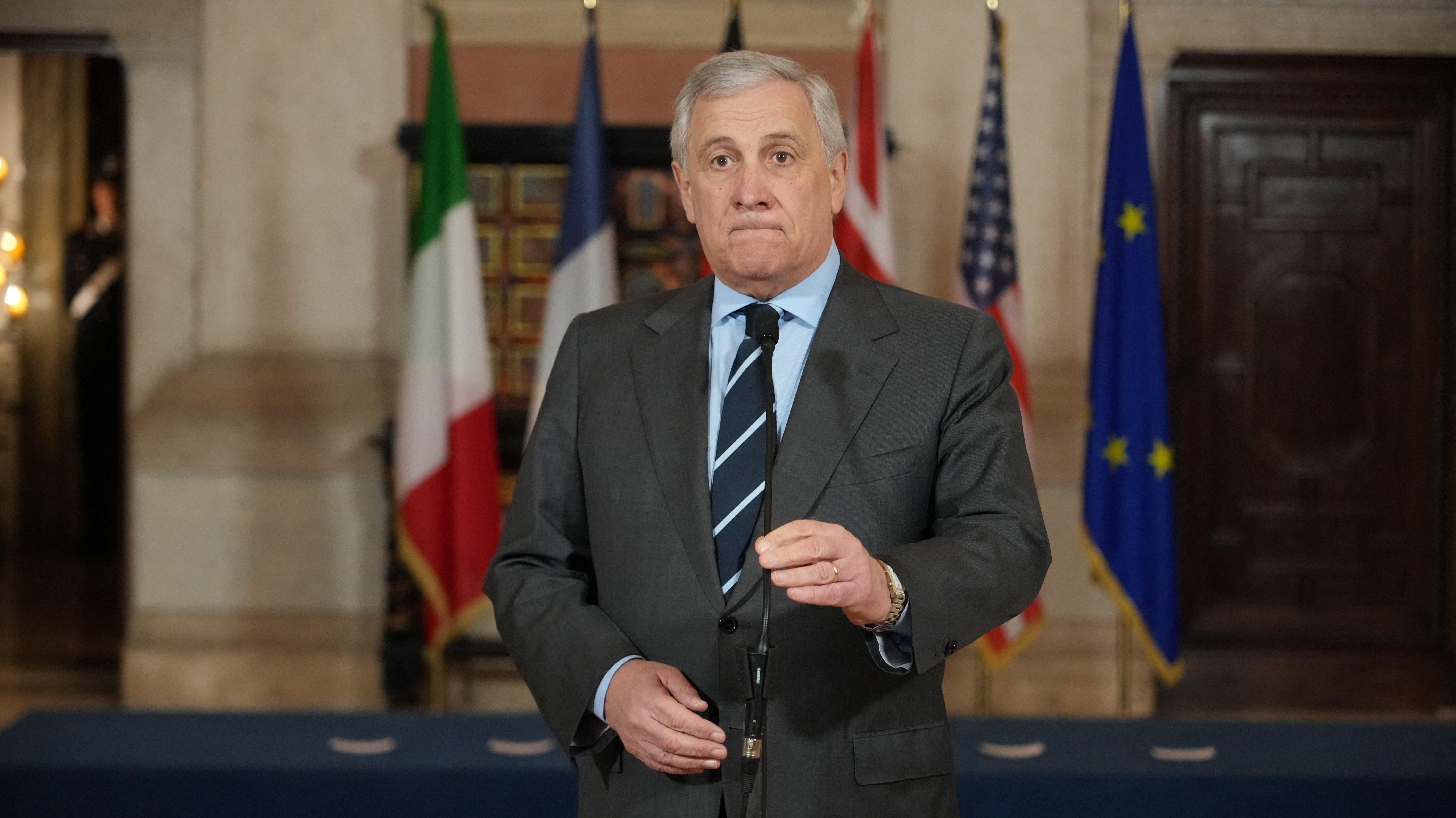 وزير الخارجية الإيطالي يشكر دولة الإمارات على مساعدة رعايا بلاده