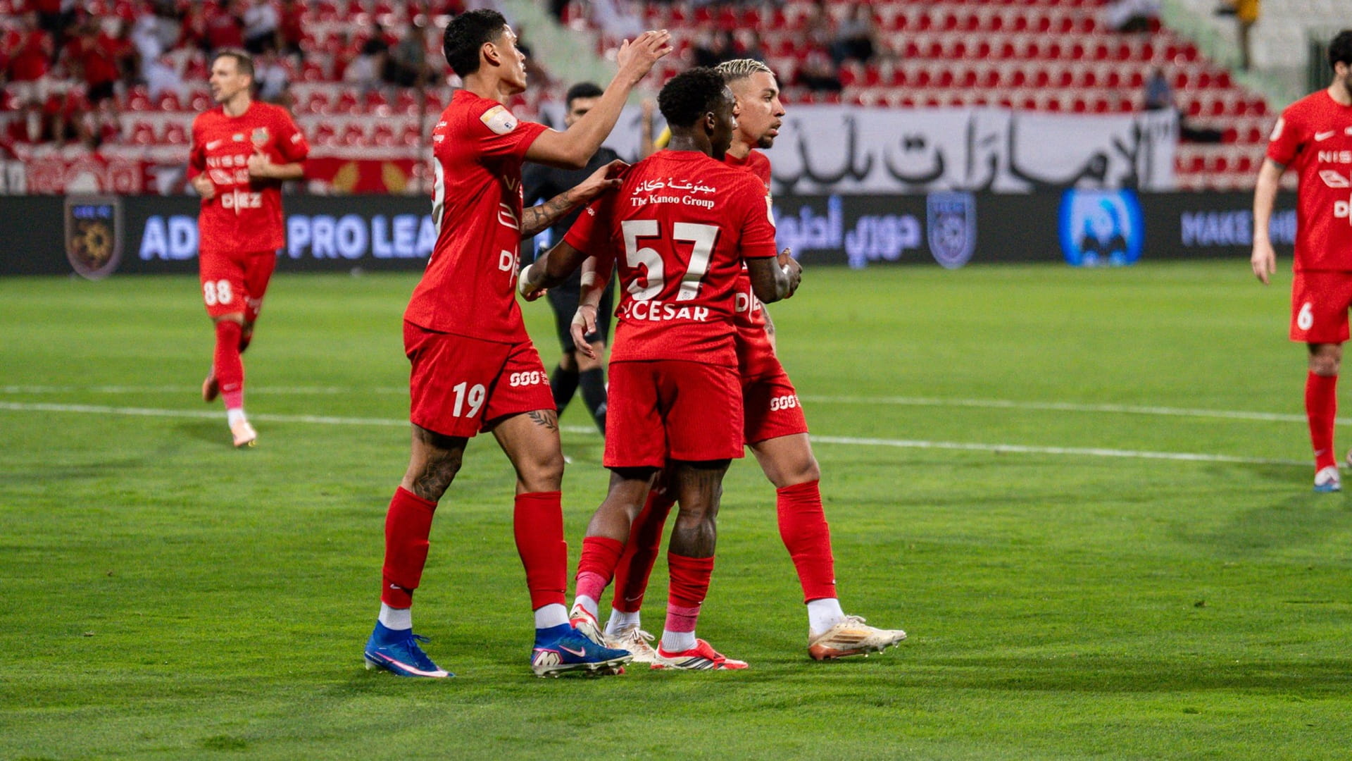 شباب الأهلي يفوز على كلباء بخماسية في دوري ادنوك للمحترفين 