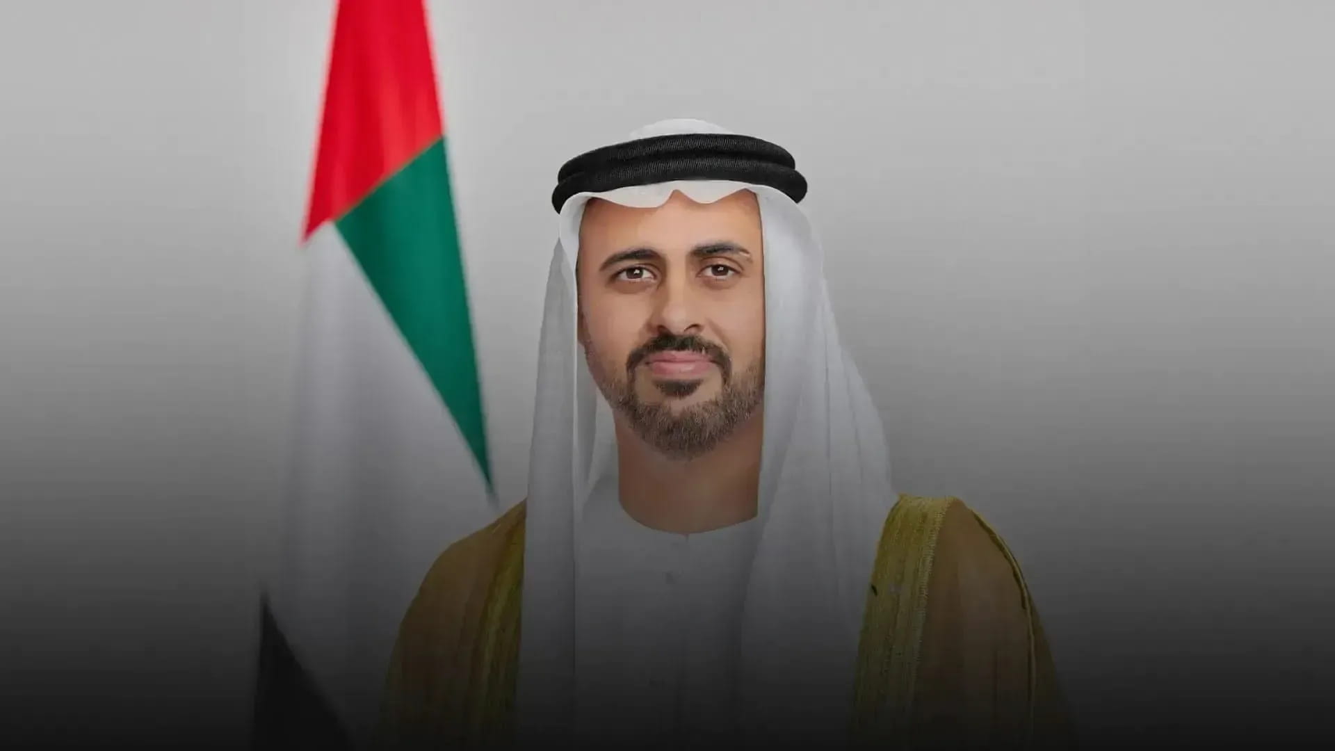 ذياب بن محمد يعتمد إستراتيجيتين لريادة الأعمال وجذب الاستثمار  