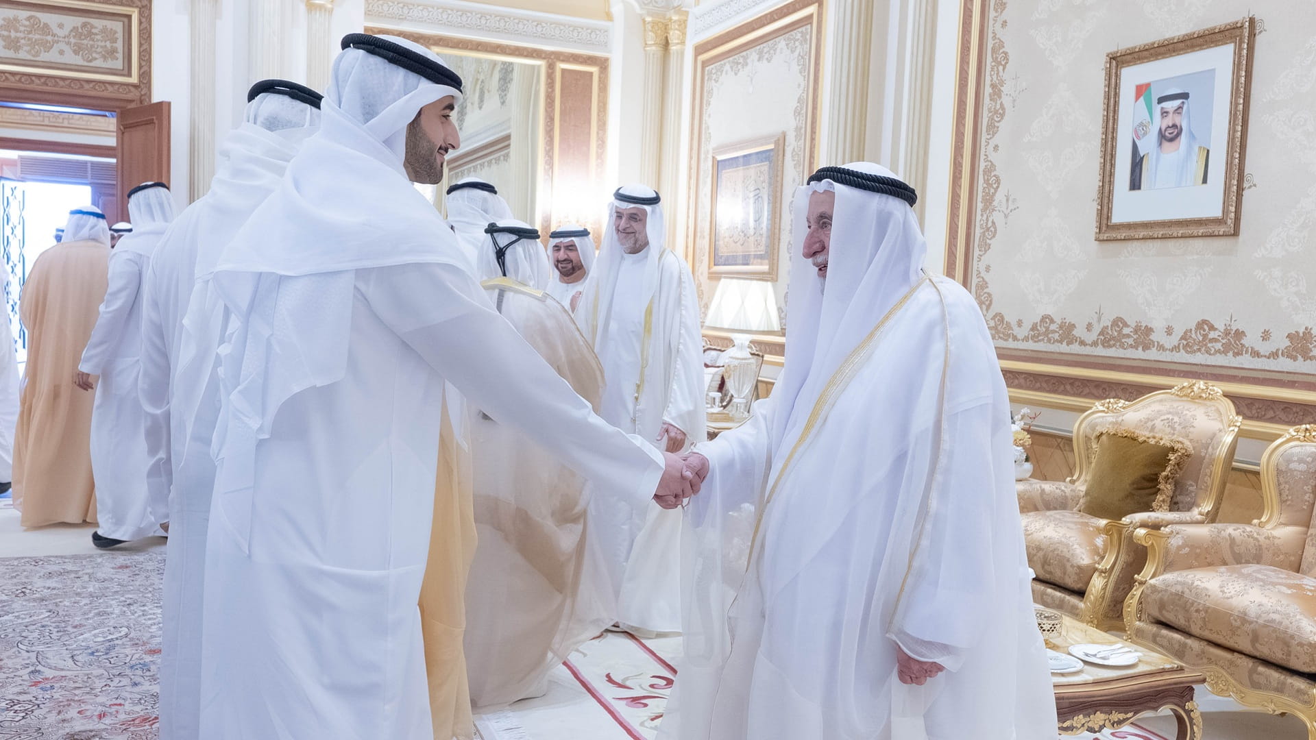 في قصر البديع.. حاكم الشارقة يستقبل المهنئين بعيد الفطر السعيد 2