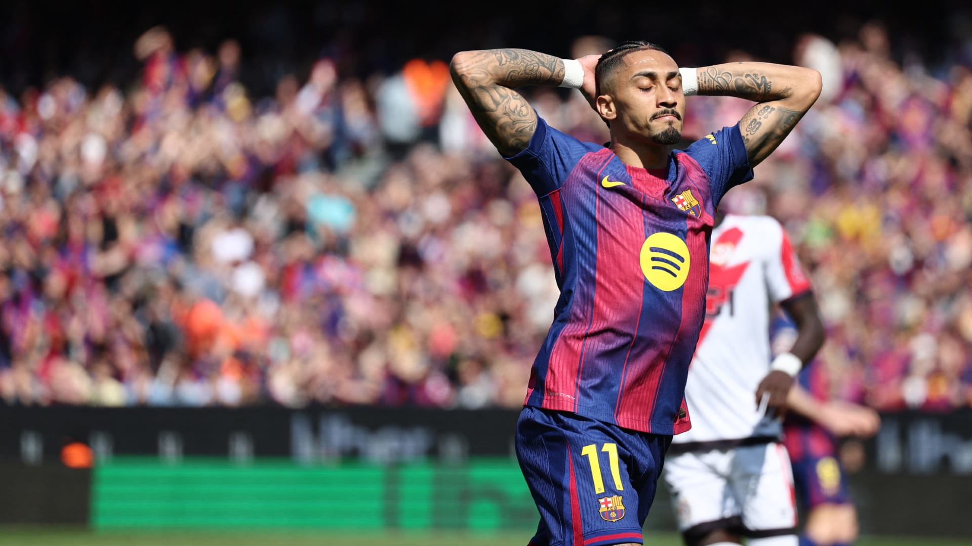Barcelona loses Brazilian forward Raphinha for 5 weeks 