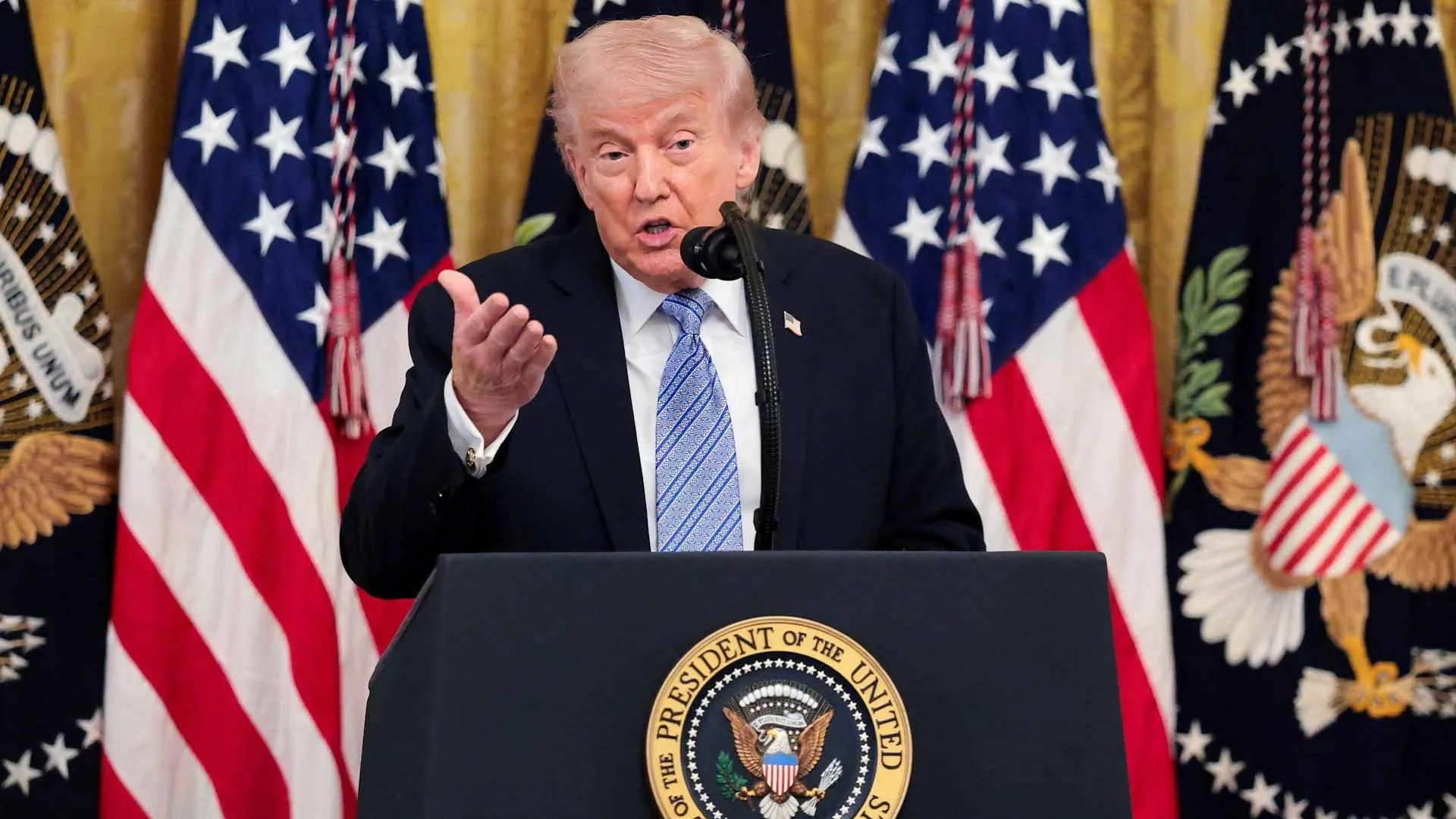 Trump signals AI focus ahead of Xi meeting 