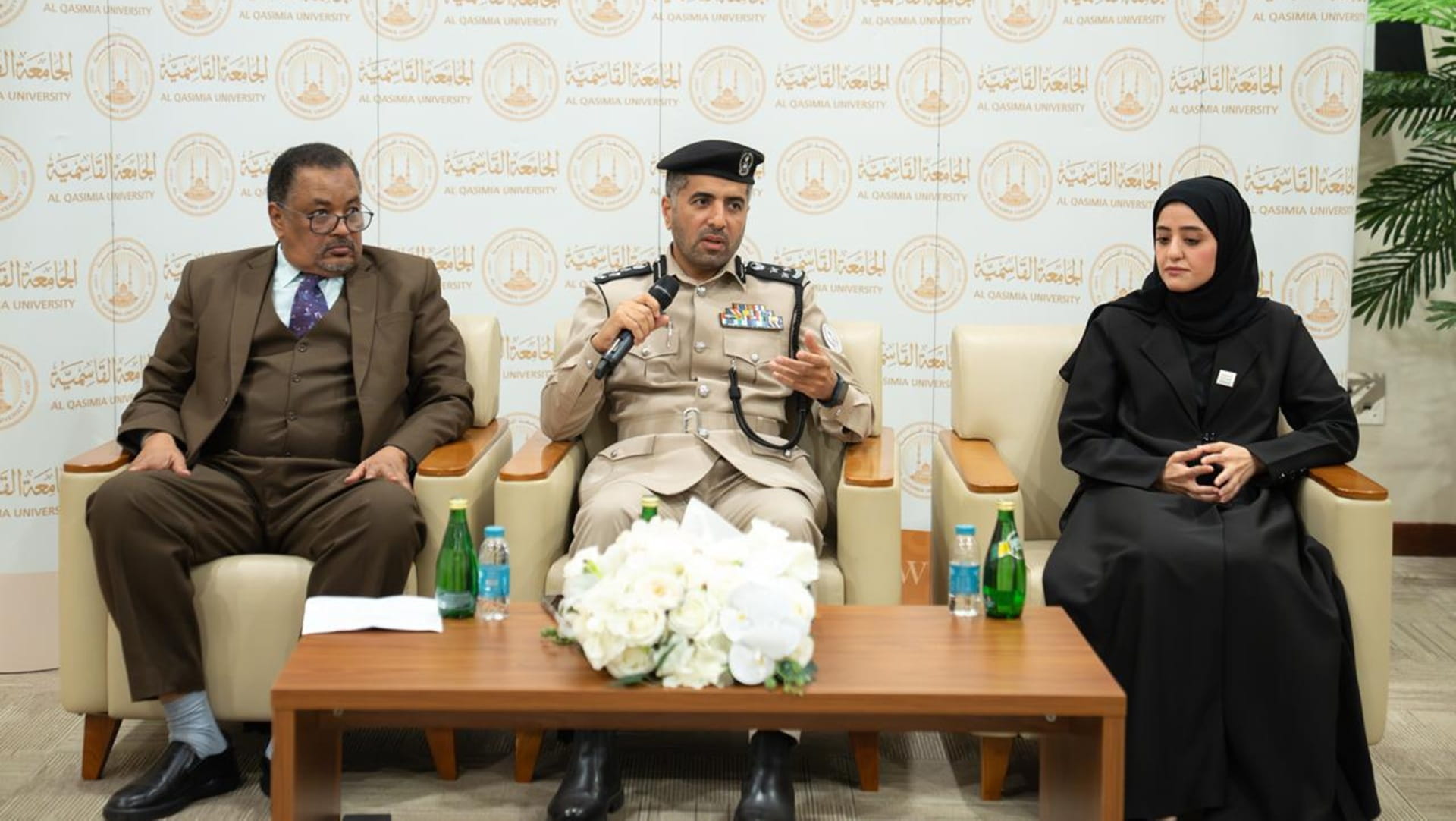 صورة بعنوان: الجامعة القاسمية تبحث دور الشباب في تعزيز المسؤولية المجتمعية 