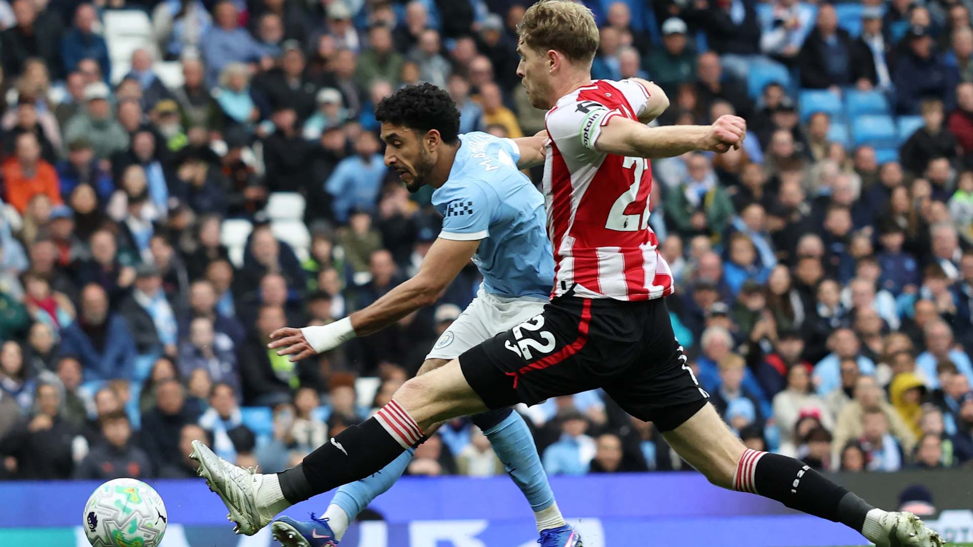 Man City close gap on Arsenal after 3-0 win over Brentford 