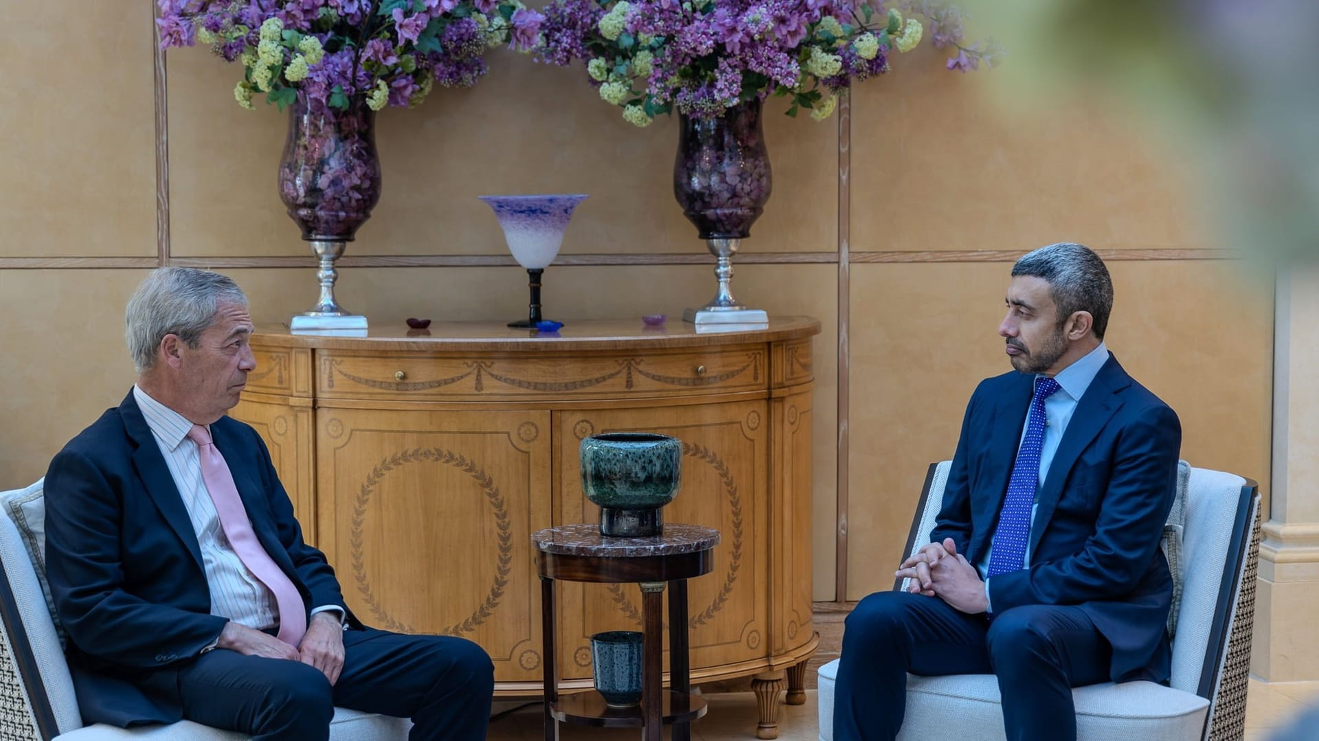 Abdullah bin Zayed, British MP discuss UAE-UK relations