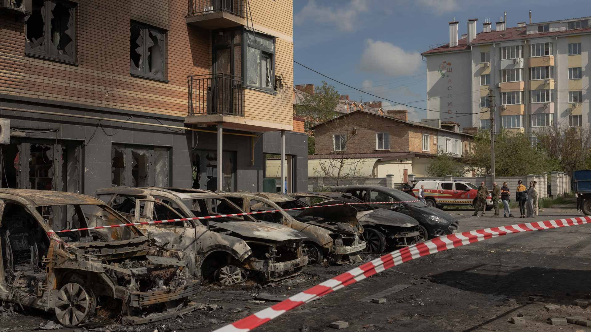 Ukraine launches more than 500 drones at Russia, killing 3 