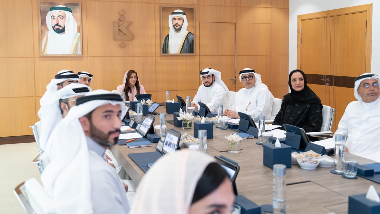 بدور القاسمي تتابع توسع مشاريع النشر والتحول الرقمي للهيئة دولياً