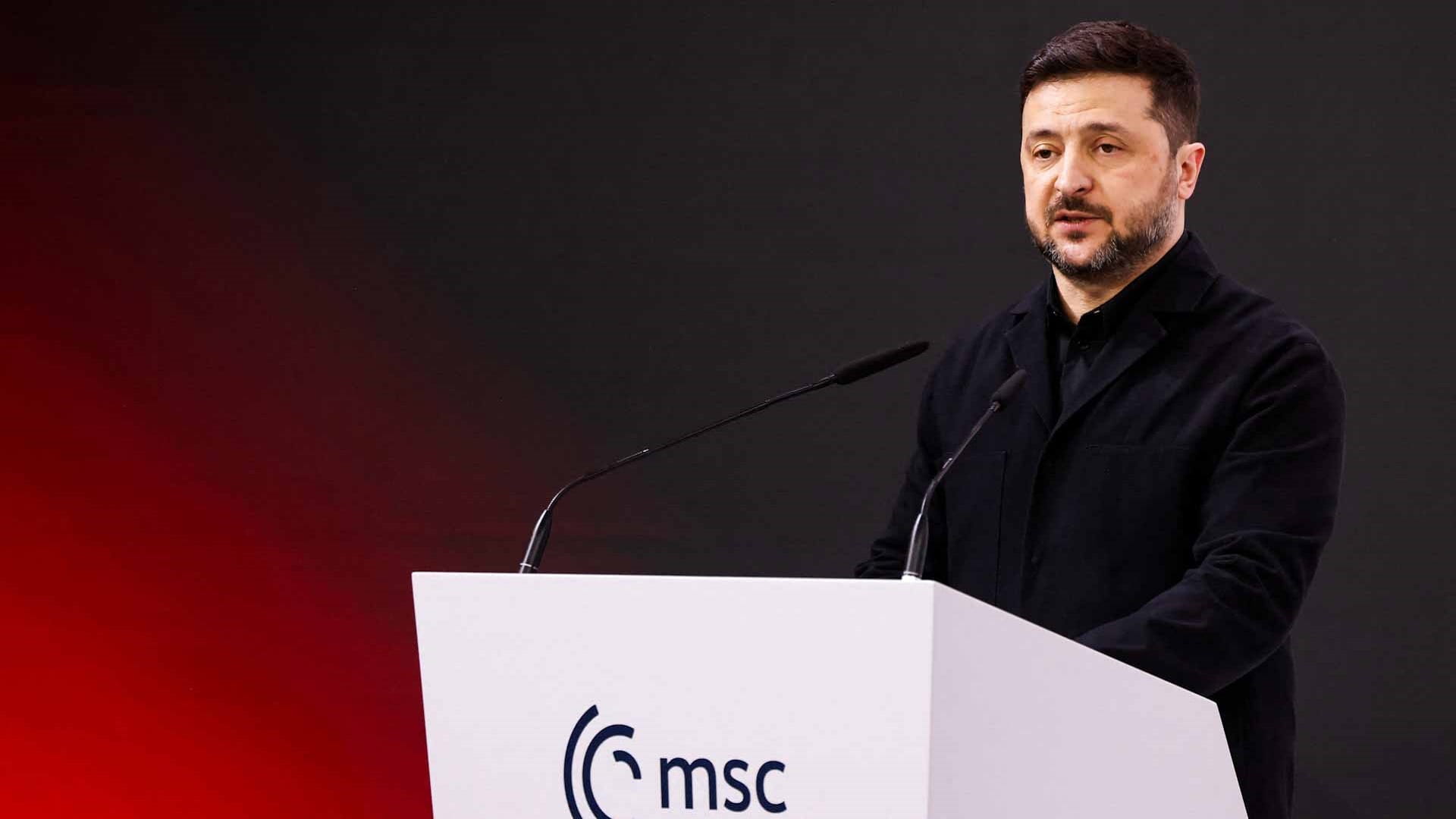 Zelenskiy calls for renewed peace talks with Russia before winter