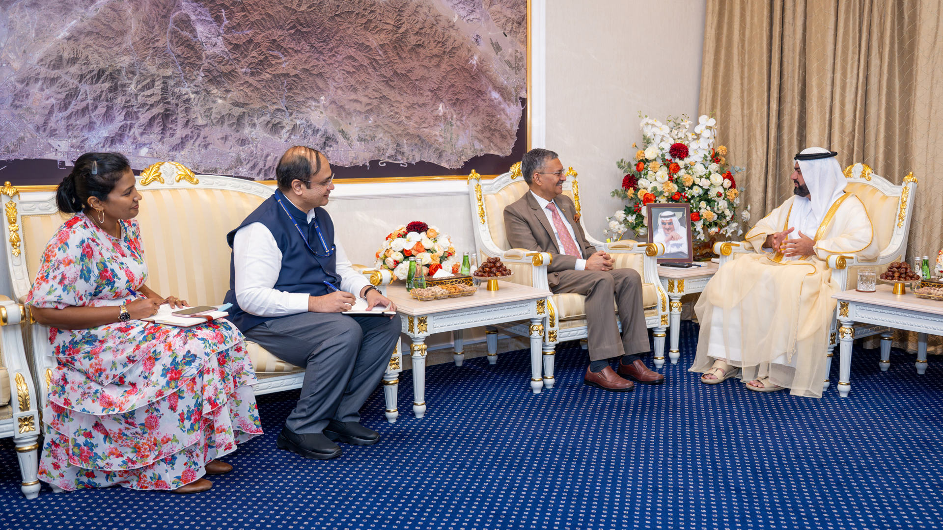 Fujairah CP receives ambassadors of India, Cuba