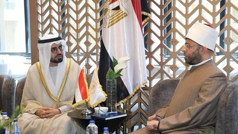 عمر الدرعي وأسامة الأزهري يناقشان مستقبل الأسرة وصون الهوية