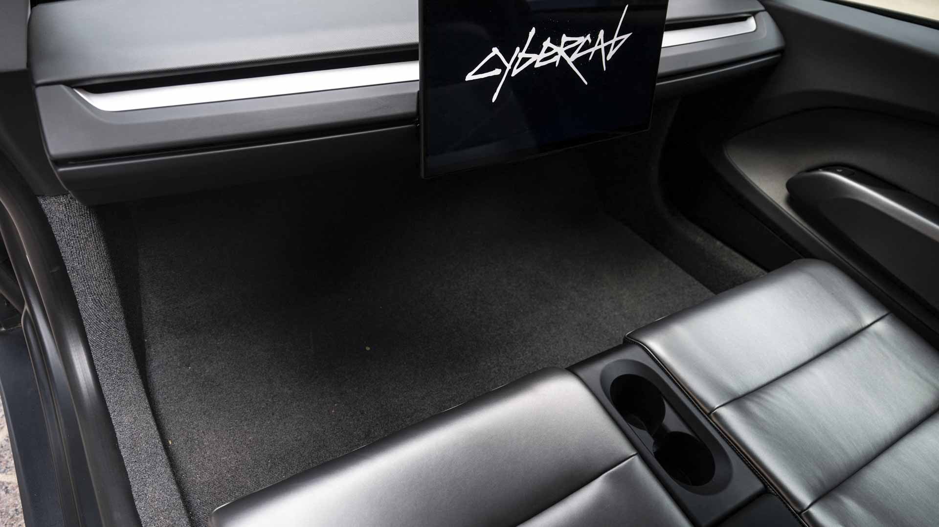 Tesla unveils self-driving 'Cybercab' in Texas 