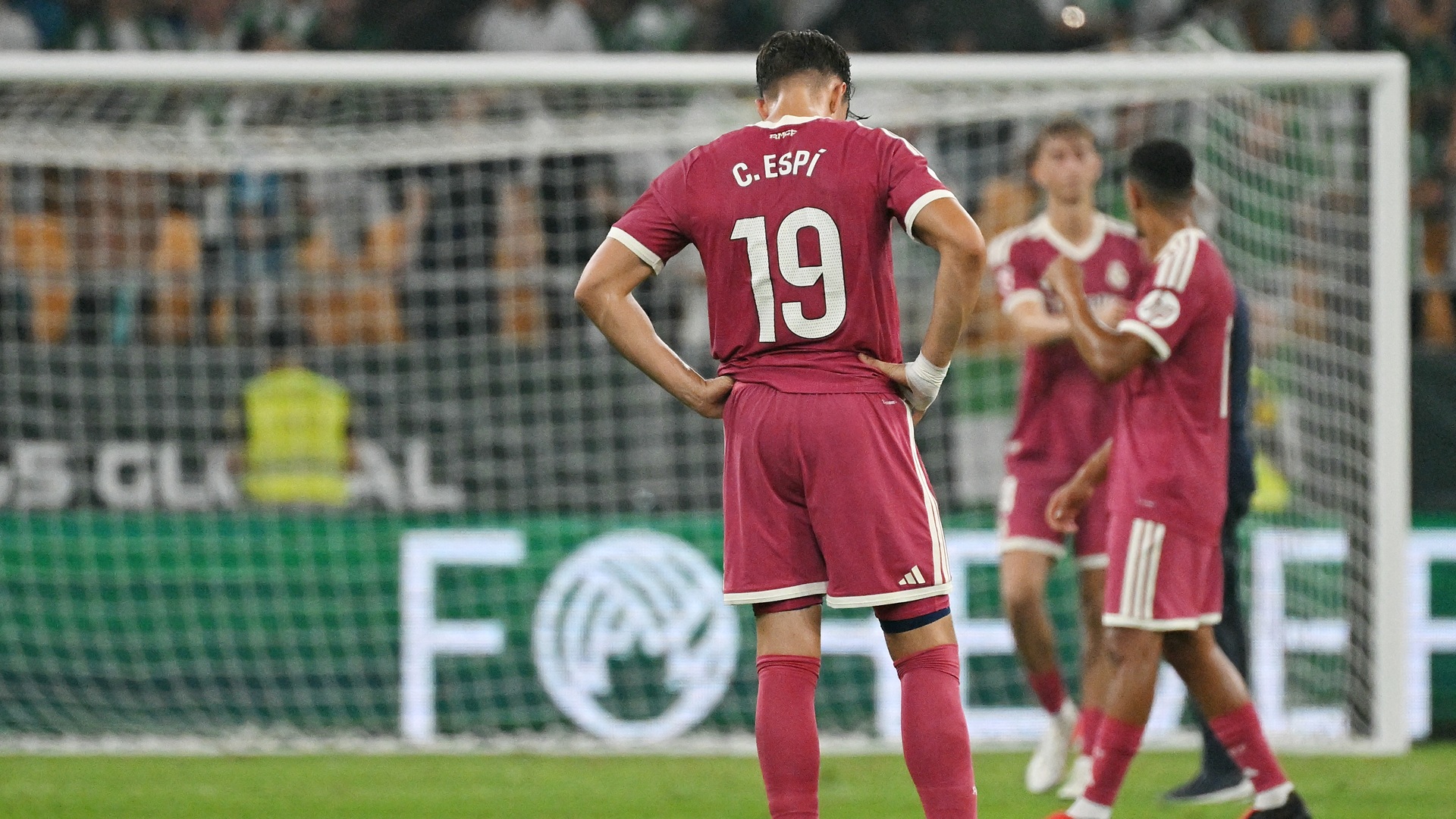 بيتيس يوقف انطلاقة ريال مدريد في الدوري الإسباني