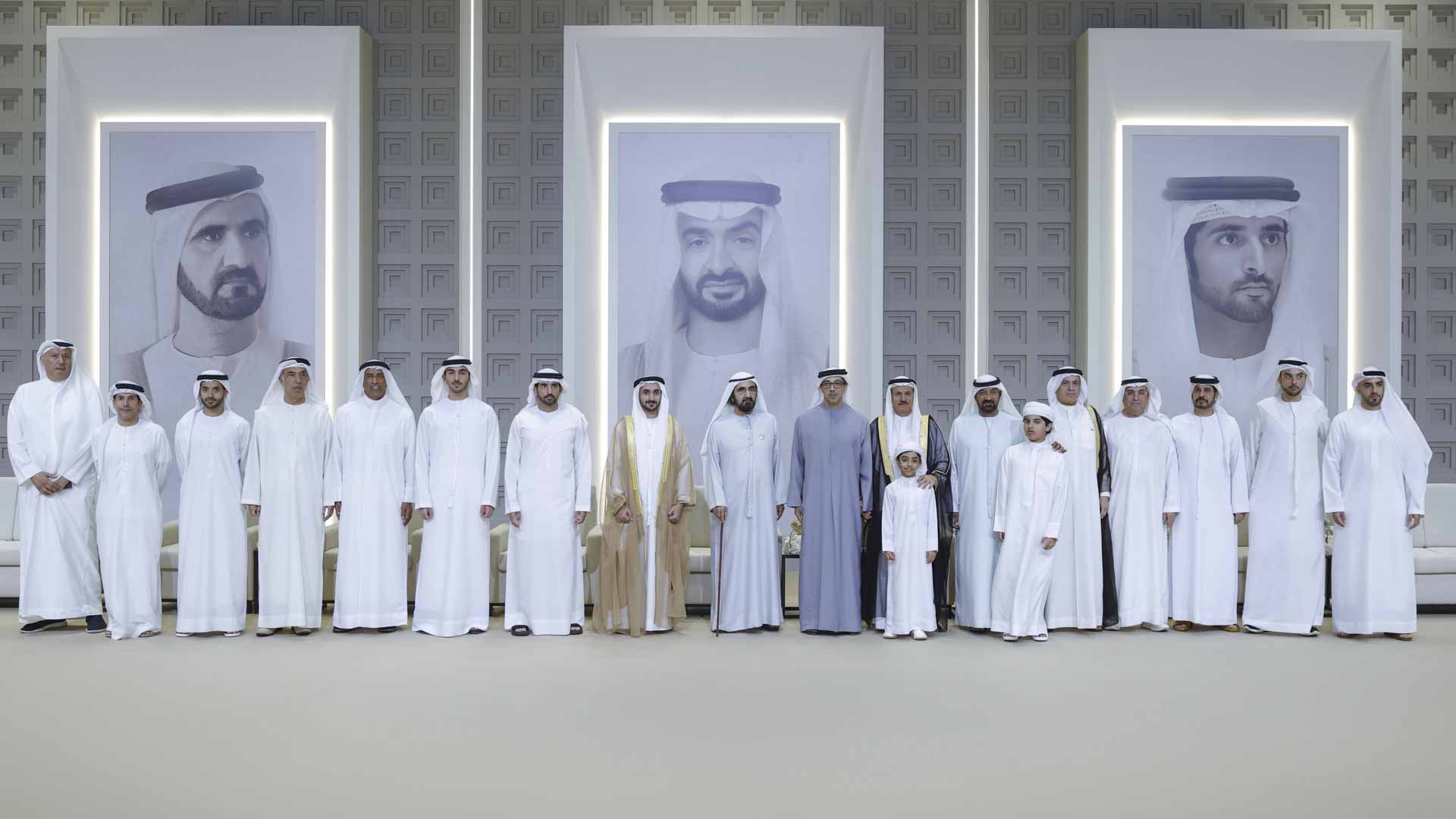 محمد بن راشد ومنصور بن زايد يحضران أفراح المنصوري والغرير 