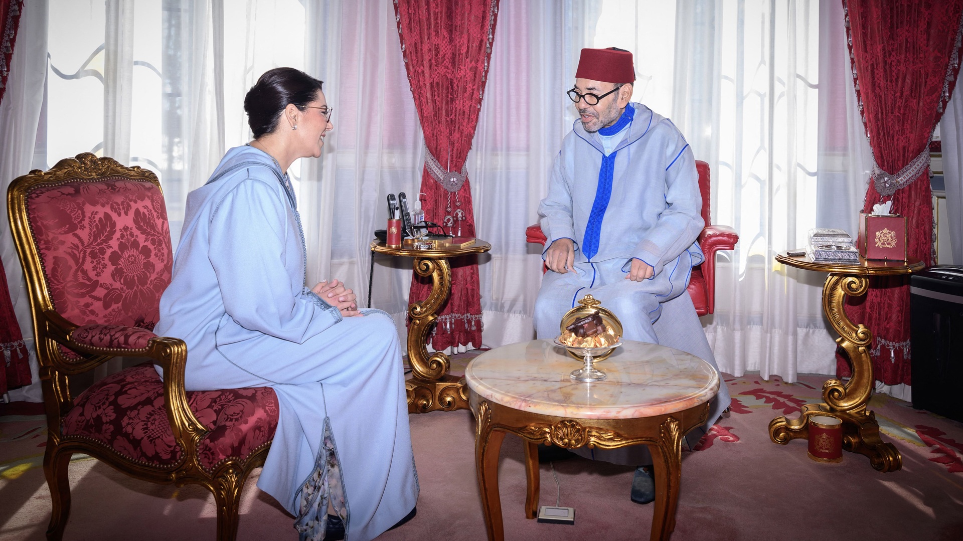 ملك المغرب يعين فاطمة الزهراء المنصوري رئيسةً للوزراء 