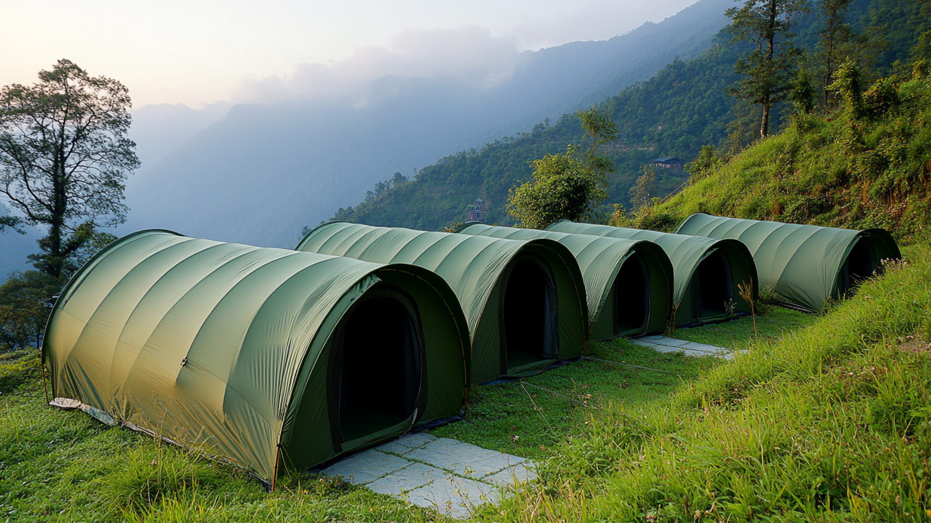 استكشاف أنواع الخيم