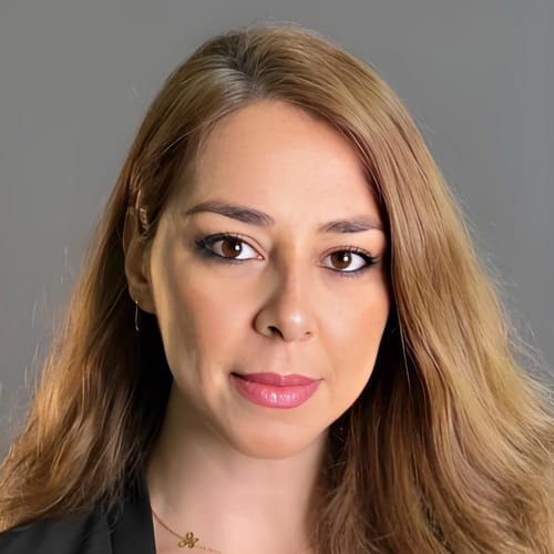 الدكتورة رانية الحاراتي)