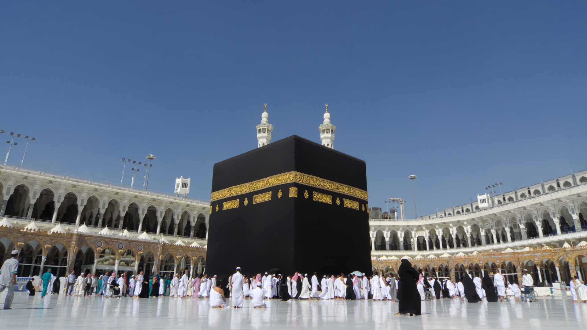 Saudi Arabia begins implementing penalties for Hajj without permit